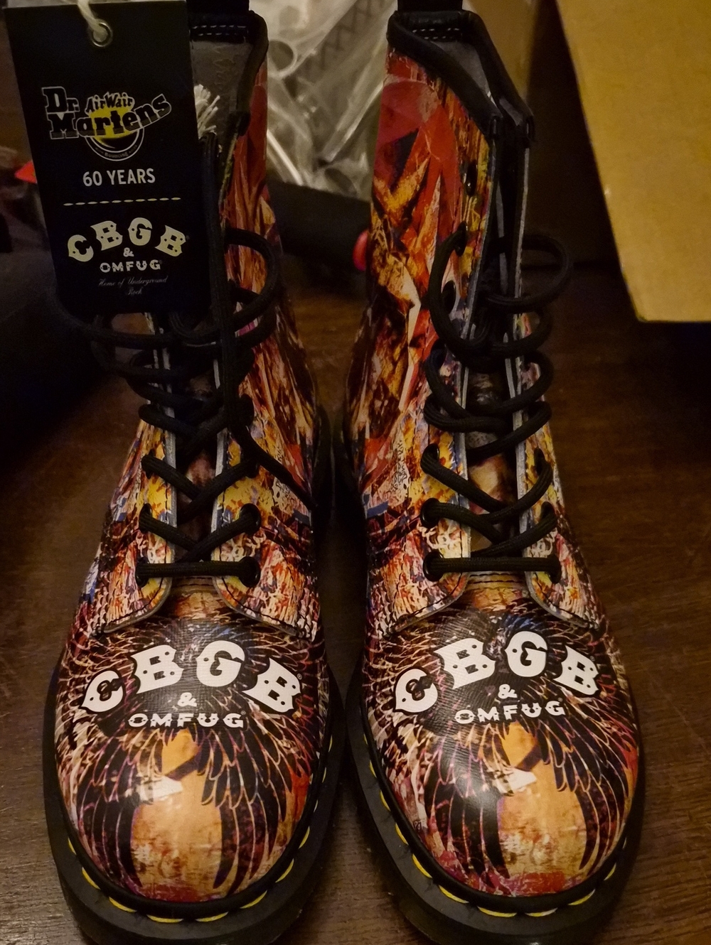 1460 LE CBGB OMFUG Unisex UK7 US9L US8M BNIB